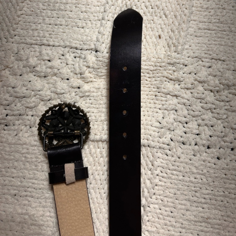 Casual Corner Annex Black Belt with Yellow Red Rhinestone Buckle - Picture 3 of 4